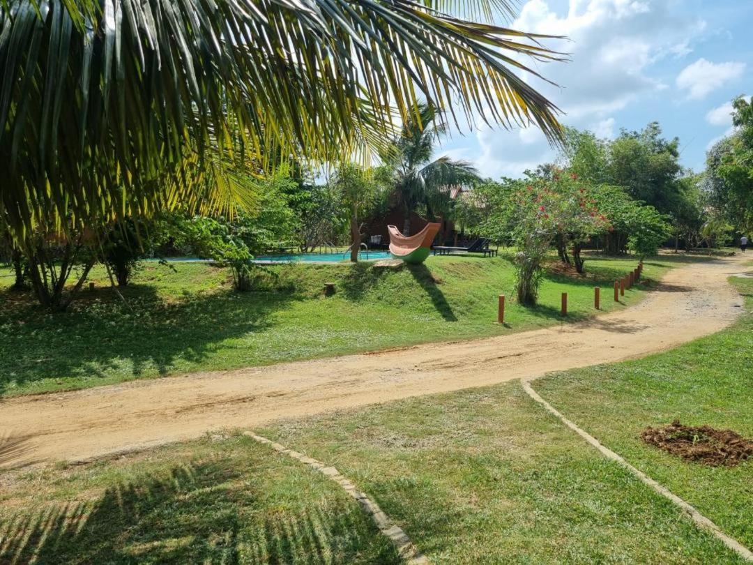 Yala Peace Cottages Tissamaharama Exterior foto