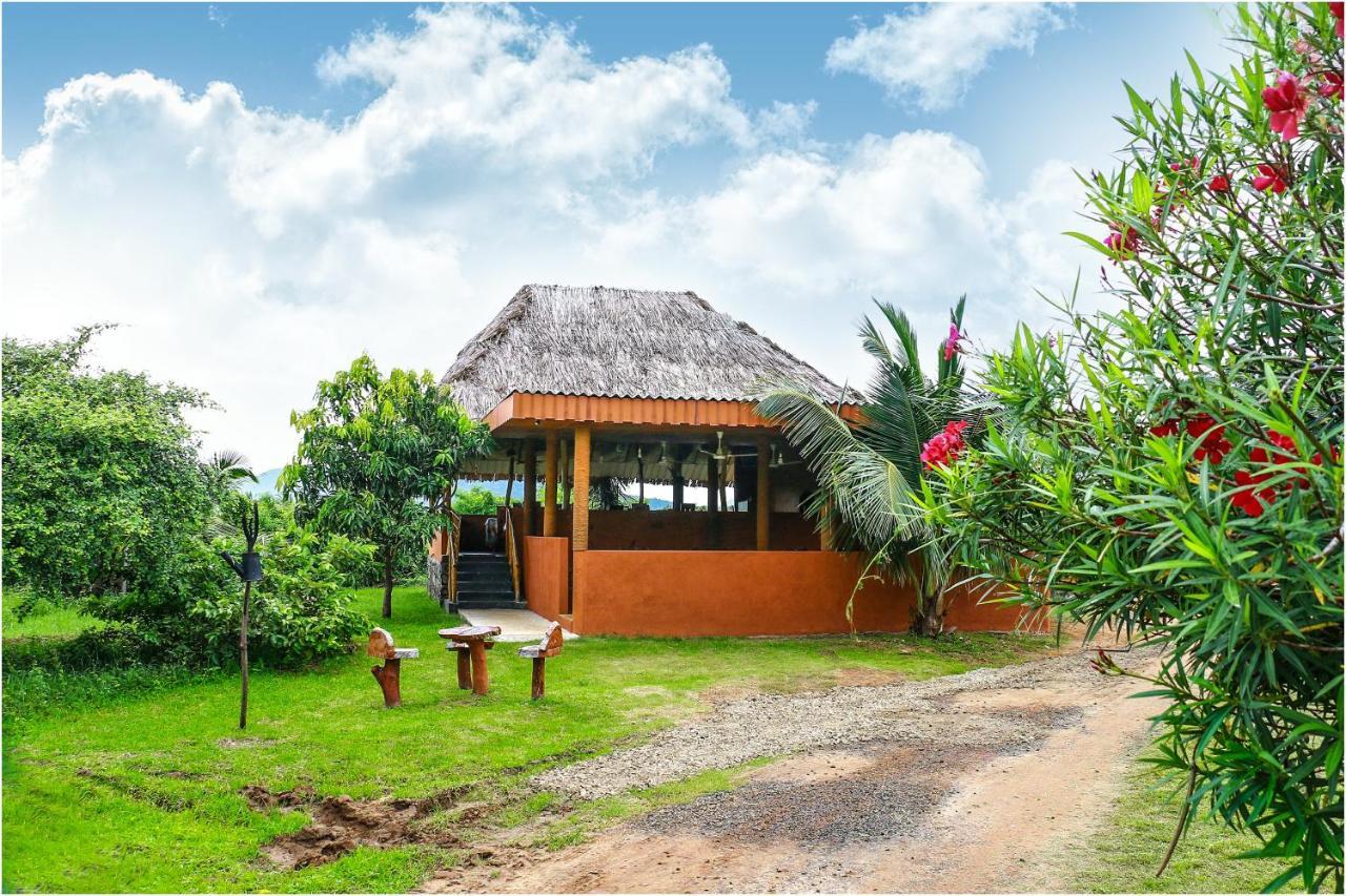Yala Peace Cottages Tissamaharama Exterior foto